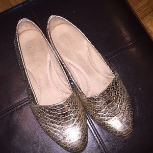 Aerosols Trend Setter Gold Loafer